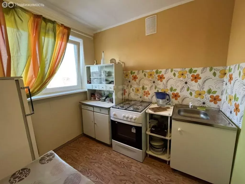 3-комнатная квартира: Челябинск, Комсомольский проспект, 56 (63.1 м) - Фото 1