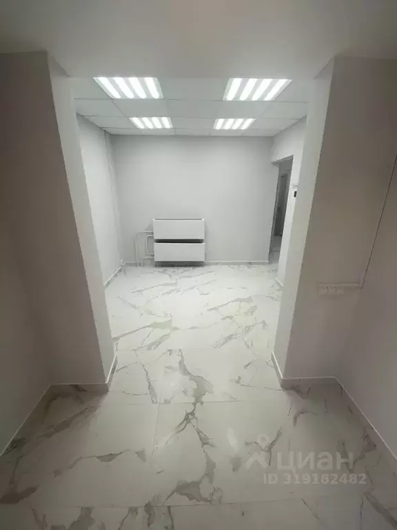 Помещение свободного назначения в Москва ул. Маршала Савицкого, 8к1 ... - Фото 1