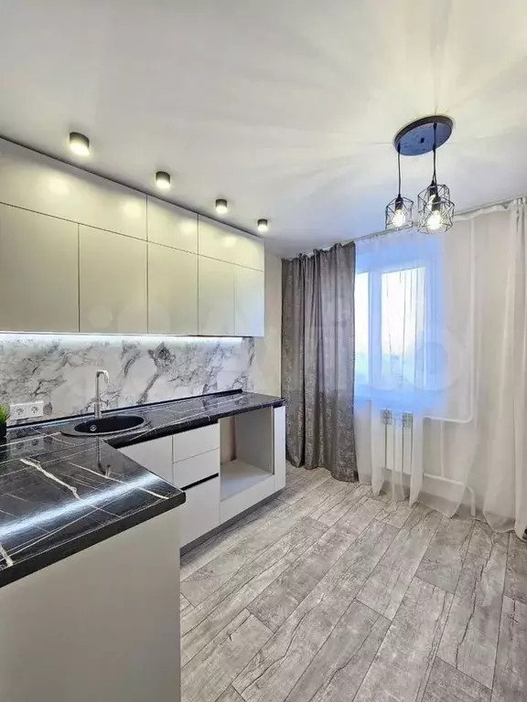 3-к. квартира, 60 м, 2/9 эт. - Фото 0