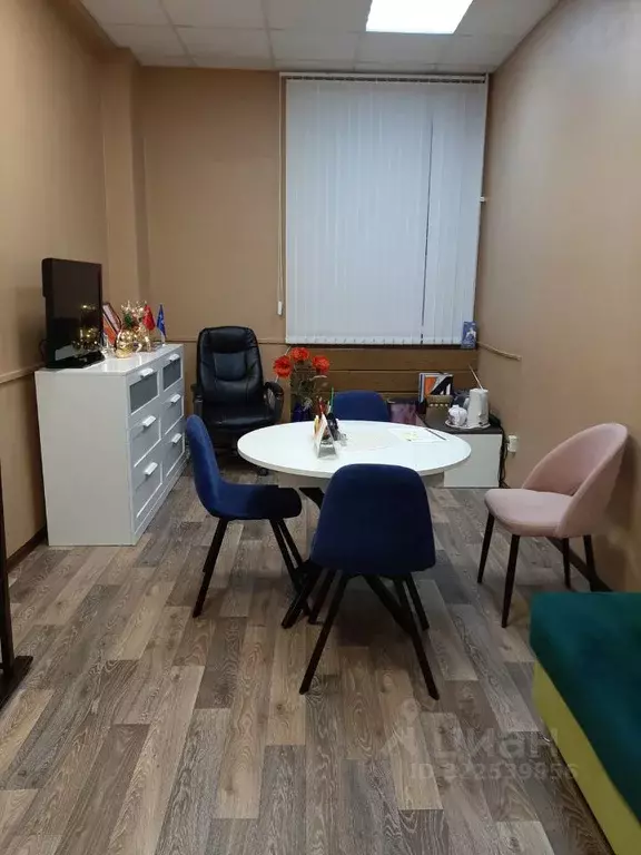 Офис в Татарстан, Казань ул. Вишневского, 26а (17 м) - Фото 2