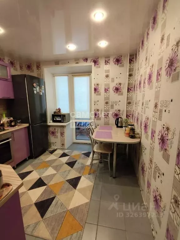 1-к кв. Самарская область, Сызрань Молодогвардейский пер., 2 (35.8 м) - Фото 1