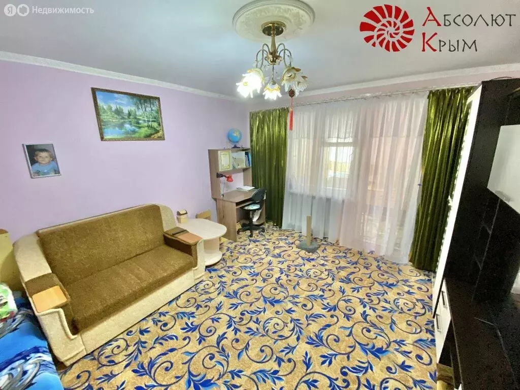 3-комнатная квартира: Феодосия, улица Дружбы, 22 (57.8 м) - Фото 0