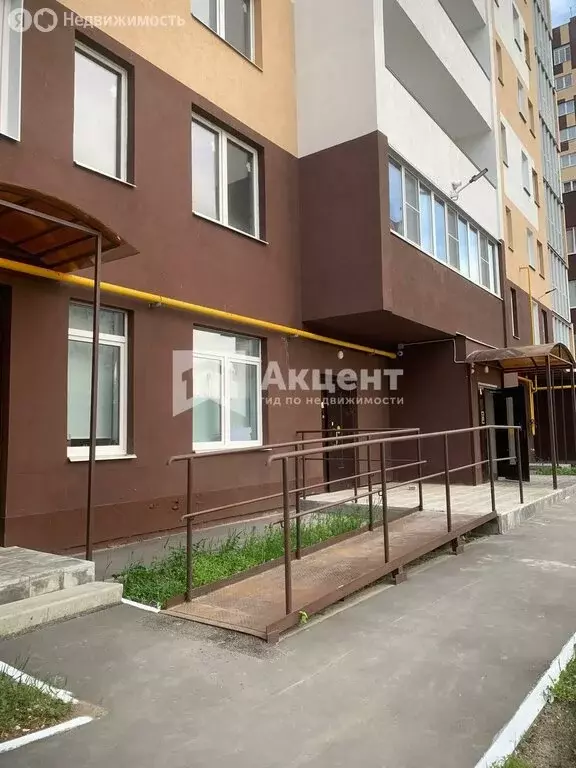 Квартира-студия: Иваново, улица Колотилова, 19 (47.3 м) - Фото 1
