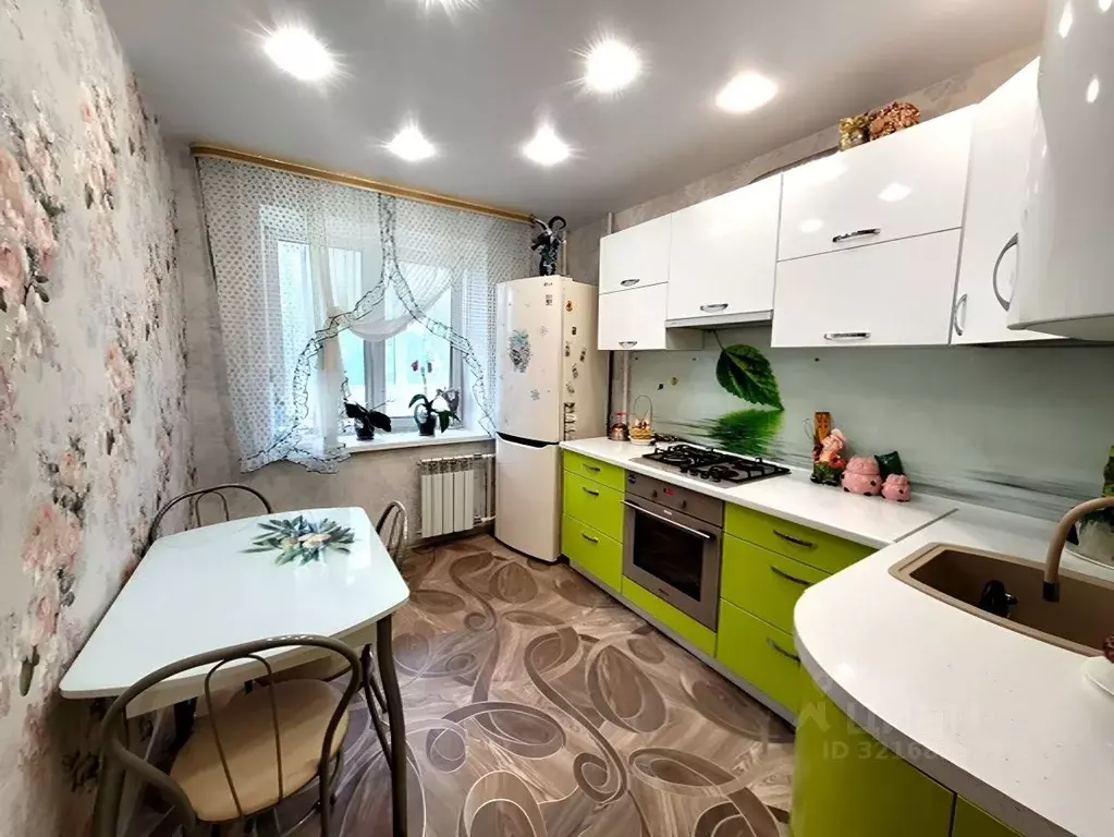 2-к кв. Омская область, Омск ул. Нефтебаза, 3 (54.0 м) - Фото 1