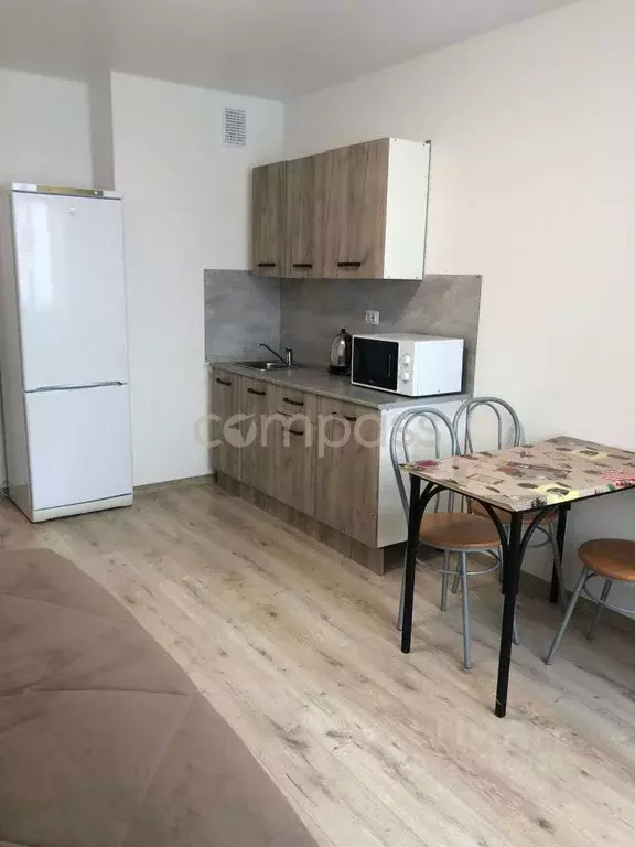 Студия Тюменская область, Тюмень ул. 9 Января, 160к2 (22.0 м) - Фото 1