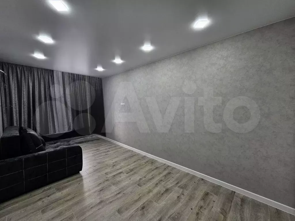 3-к. квартира, 70 м, 10/17 эт. - Фото 1
