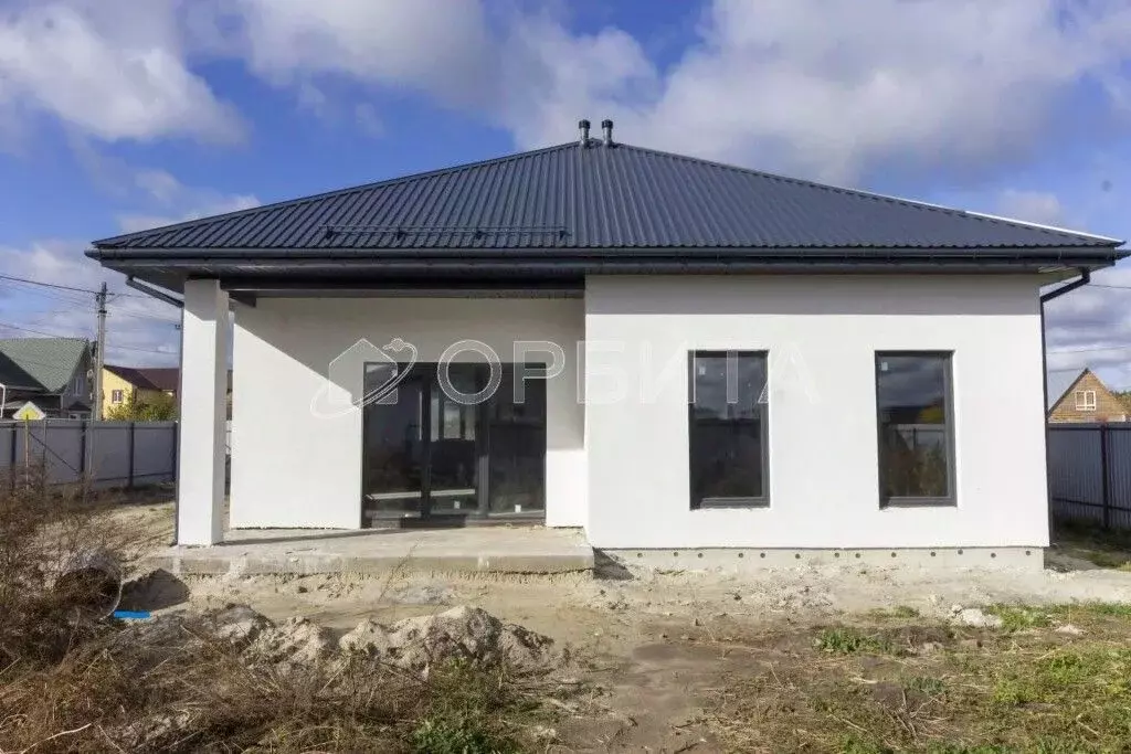 Дом в Тюменская область, Тюменский район, с. Успенка  (100 м) - Фото 0