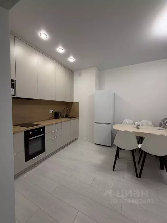 1-к кв. Тюменская область, Тюмень ул. Разведчика Кузнецова, 9 (38.0 м) - Фото 1