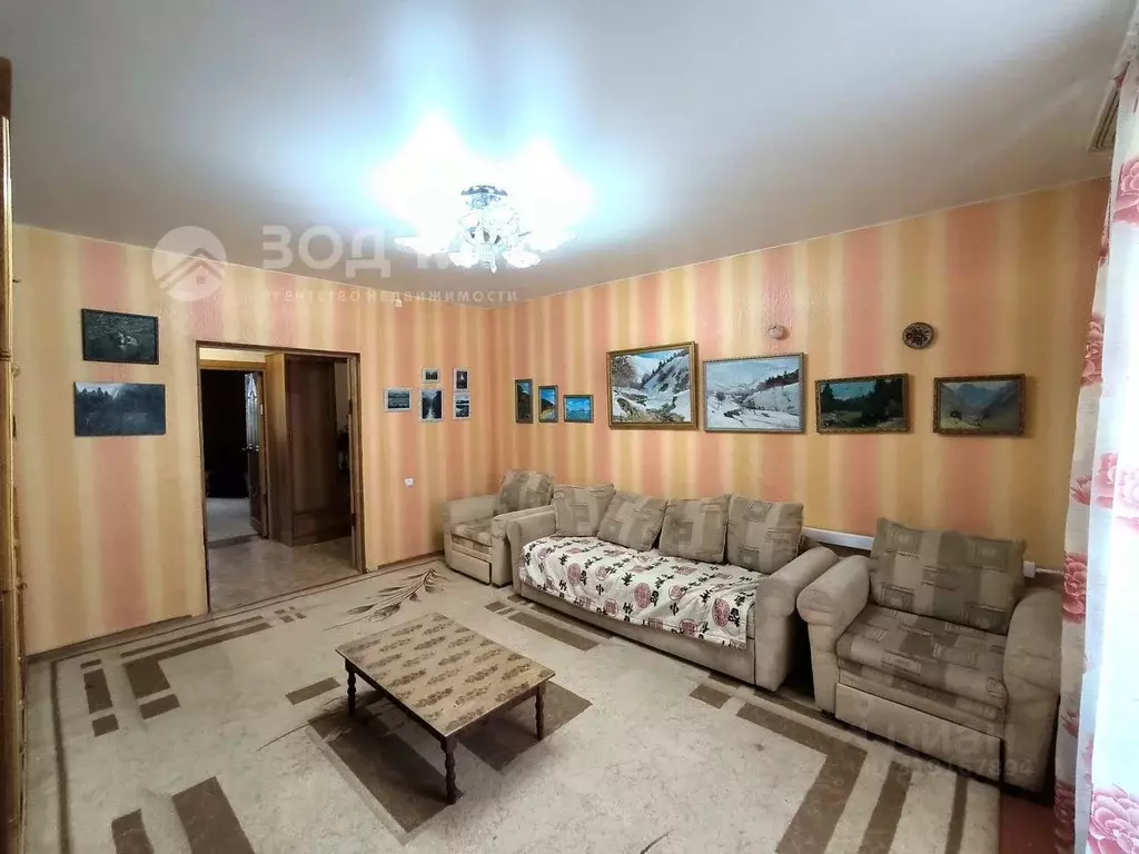 3-к кв. Чувашия, Канаш ул. Пушкина, 50 (81.6 м) - Фото 2