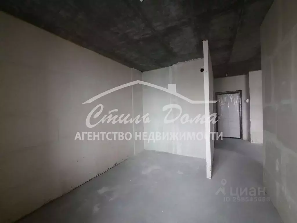 2-к кв. Волгоградская область, Волгоград Рионская ул., 7Б (63.3 м) - Фото 0