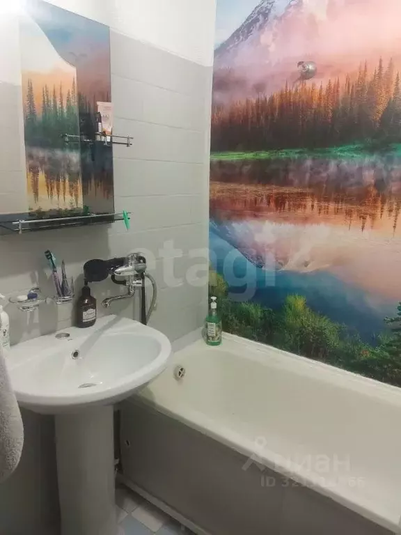 3-к кв. Амурская область, Благовещенск ул. Горького, 80 (60.7 м) - Фото 1