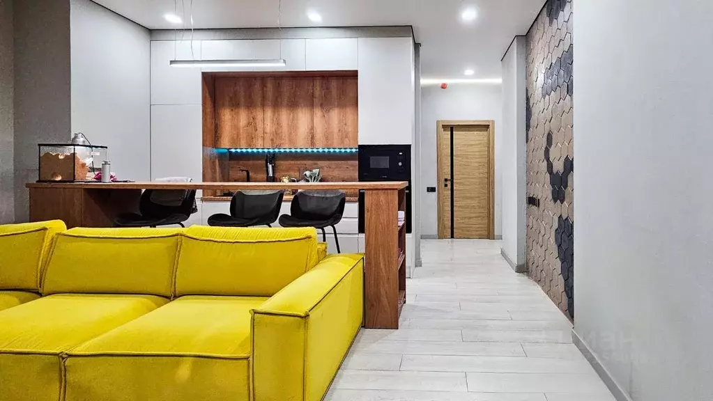 2-к кв. Санкт-Петербург ул. Типанова, 23с1 (72.2 м) - Фото 1