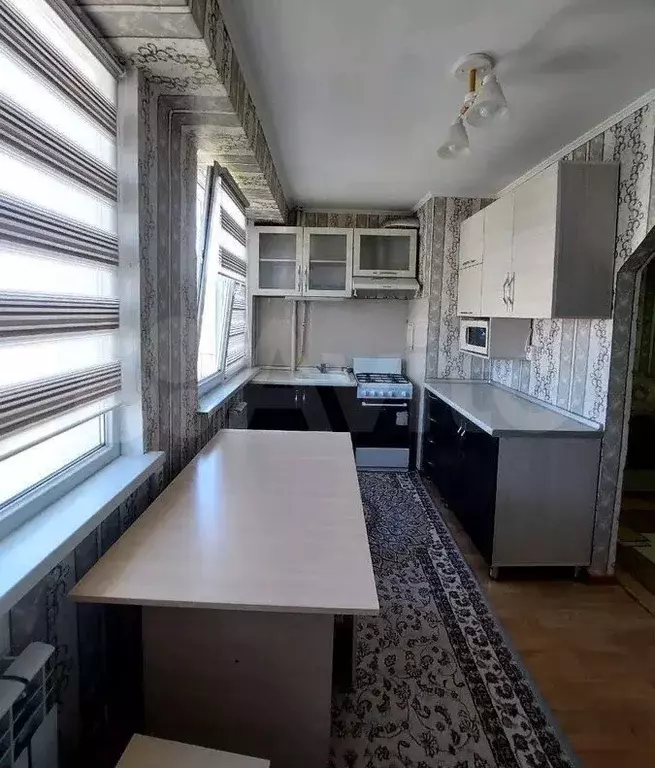 2-к. квартира, 48 м, 4/9 эт. - Фото 0