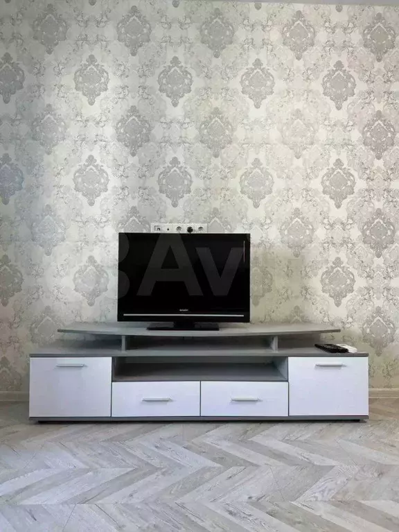 1-к. квартира, 35 м, 4/9 эт. - Фото 1