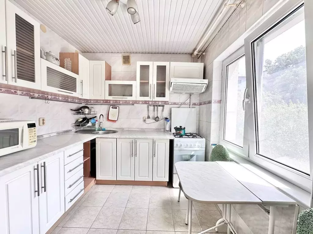 1-к. квартира, 32 м, 2/5 эт. - Фото 1