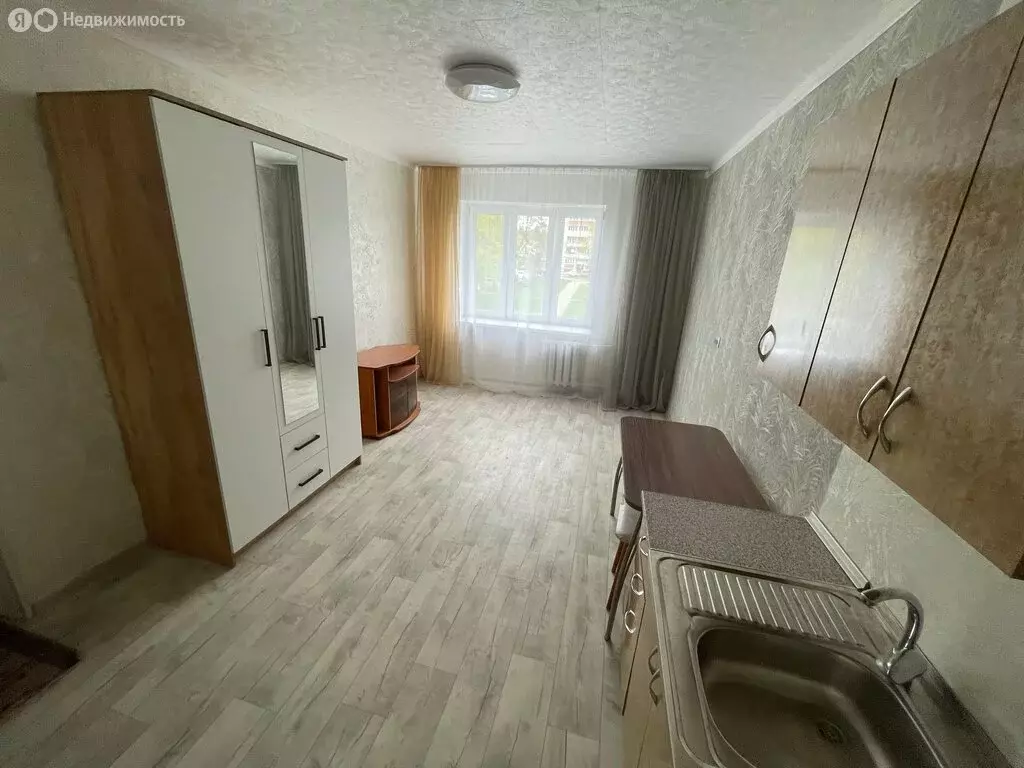 1к в 7-комнатной квартире (18.2 м) - Фото 1