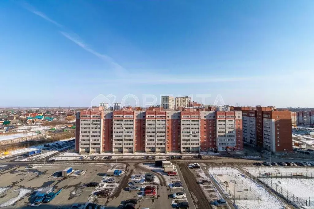 Студия Тюменская область, Тюмень ул. Верхнетарманская, 3 (24.0 м) - Фото 0