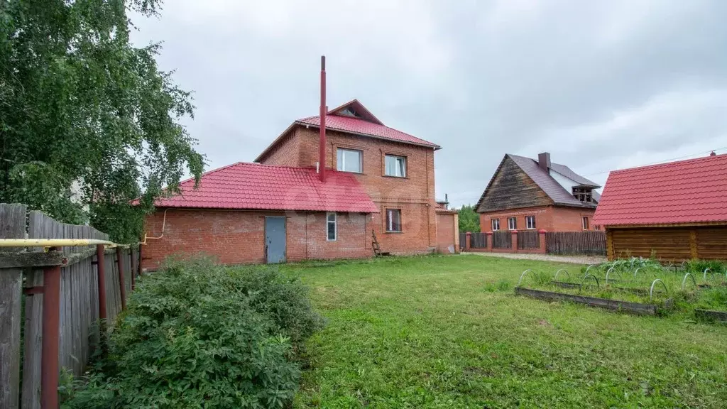 Дом в Томская область, Томск пос. Апрель, Еланская ул. (200 м) - Фото 1