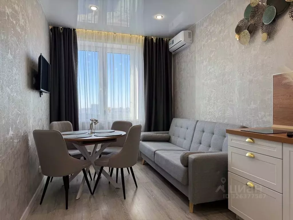 1-к кв. Тюменская область, Тюмень ул. Республики, 204к7 (42.0 м) - Фото 1