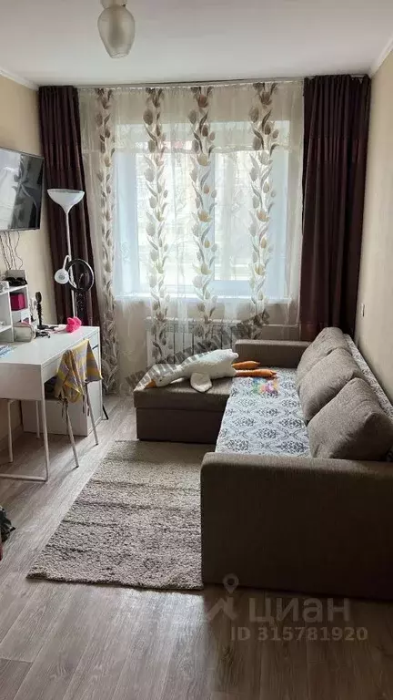 2-к кв. Калмыкия, Элиста 4-й мкр, 17 (42.0 м) - Фото 1