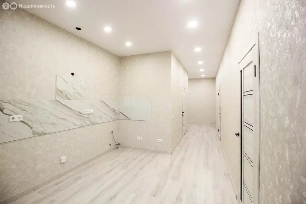 2-комнатная квартира: Барнаул, проспект Строителей, 18к1 (65 м) - Фото 2