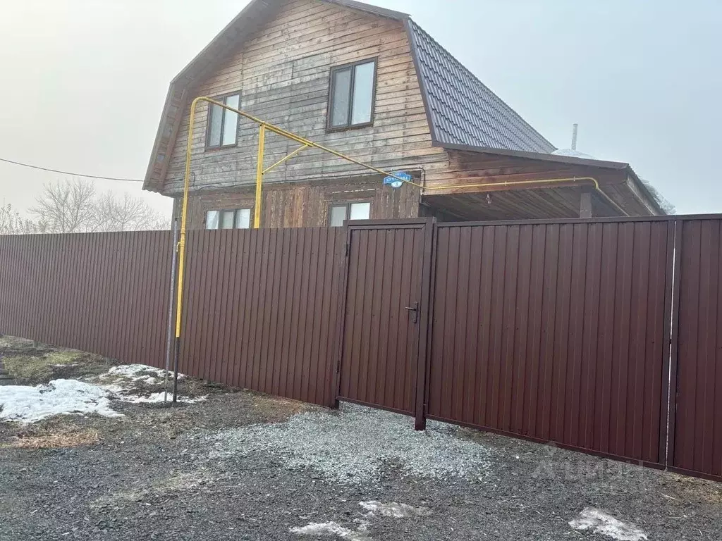 Дом в Омская область, Омск ул. П.В. Кучумова (149 м) - Фото 1