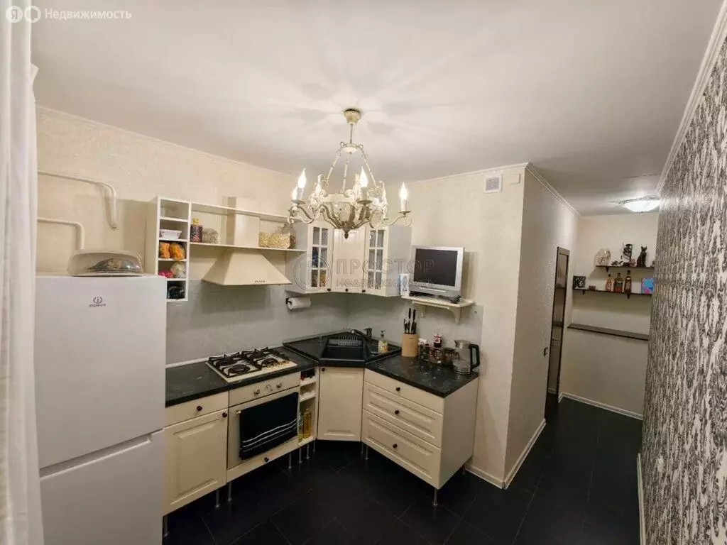 2-комнатная квартира: Москва, Краснопрудная улица, 1 (57.4 м) - Фото 1