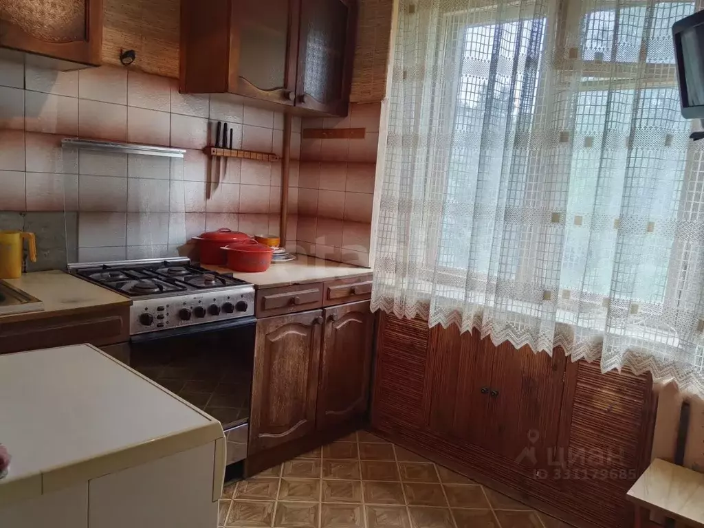 3-к кв. Брянская область, Фокино ул. Карла Маркса, 18 (53.0 м) - Фото 1