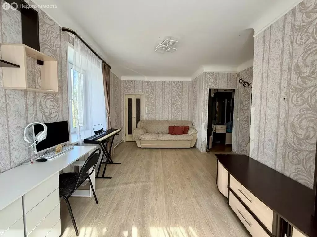 1-комнатная квартира: Нижний Новгород, улица Ярошенко, 2 (31.1 м) - Фото 1