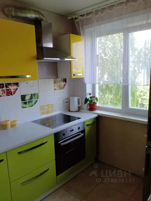 3-к кв. Иркутская область, Иркутск Первомайский мкр, 70 (60.5 м) - Фото 0