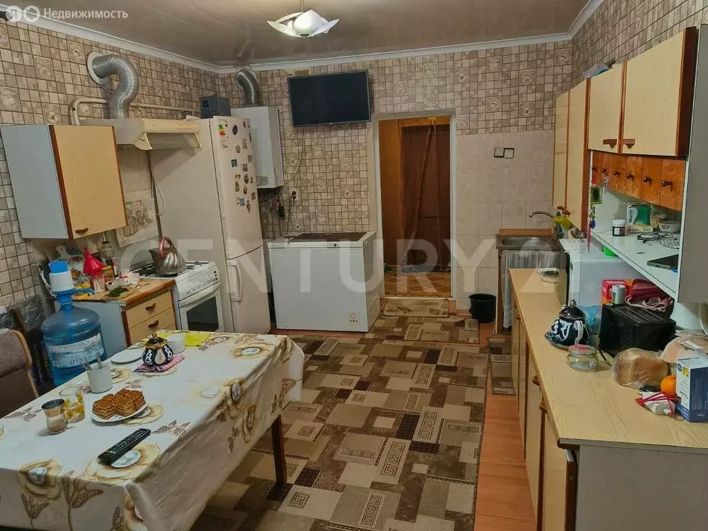 Дом в Сакский район, Кольцовское сельское поселение, село Нива, ... - Фото 1