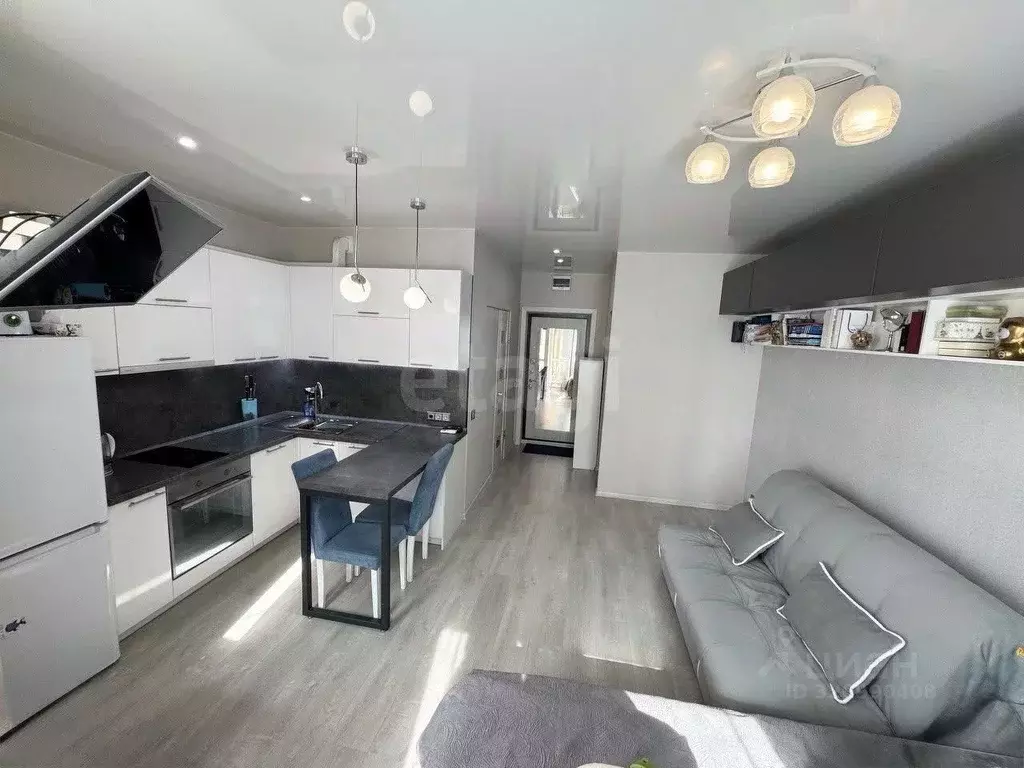 Студия Приморский край, Владивосток ул. Нейбута, 8 (27.2 м) - Фото 0