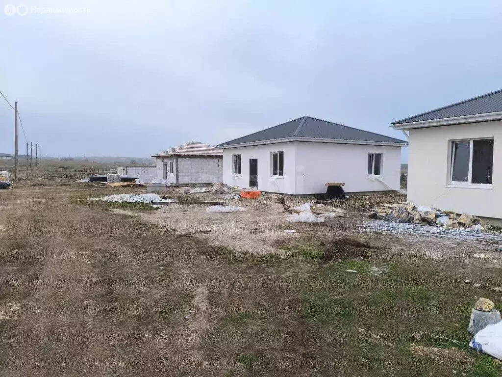 Дом в Симферопольский район, садовые участки 3-й массив (80 м) - Фото 0