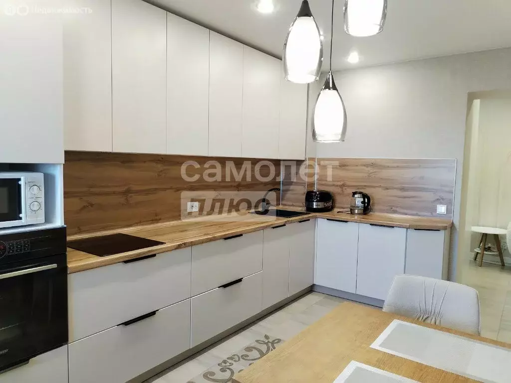 2-комнатная квартира: Киров, Гороховская улица, 81 (59.1 м) - Фото 1