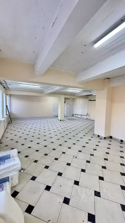 Торговая площадь в Татарстан, Казань ул. Мазита Гафури, 71к3 (186 м) - Фото 2