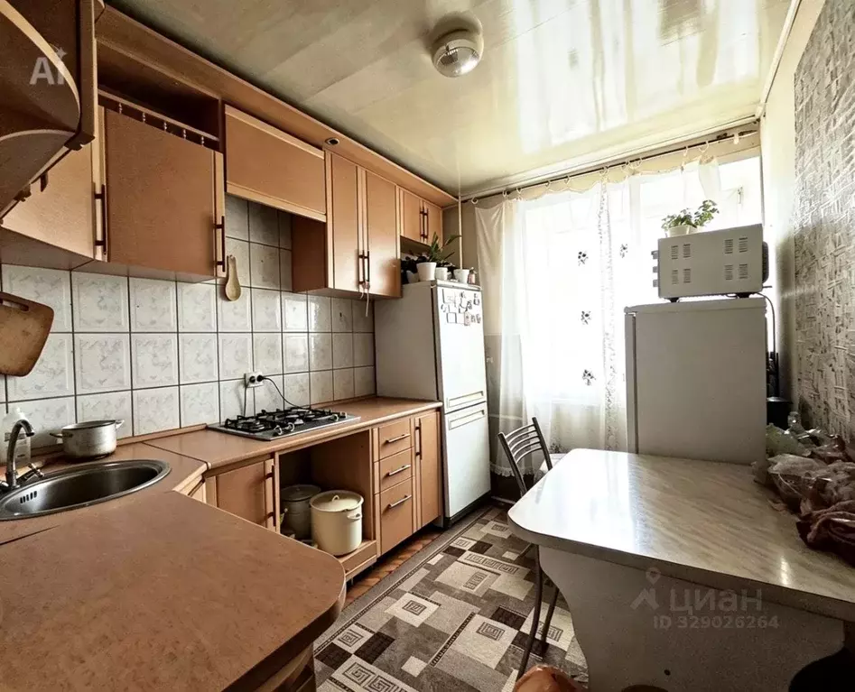 2-к кв. Пензенская область, Кузнецк Стекловская ул., 80 (46.3 м) - Фото 2