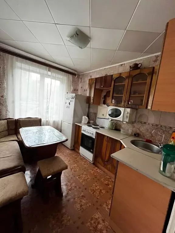 2-к. квартира, 50 м, 1/9 эт. - Фото 1