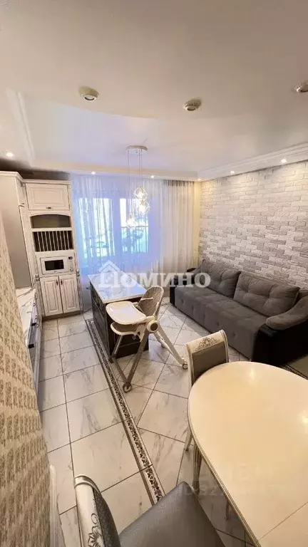 3-к кв. Тюменская область, Тюмень Кремлевская ул., 112к1 (83.2 м) - Фото 2