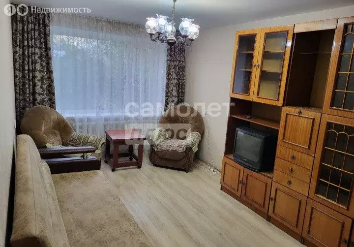 3-комнатная квартира: Слободской, улица Кирова, 20А (70 м) - Фото 1
