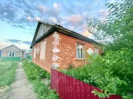 Дом в Омская область, Любинский район, с. Любино-Малороссы ул. Мира ... - Фото 1