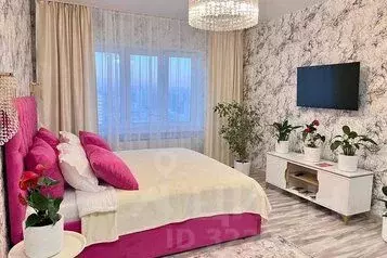 1-к кв. Свердловская область, Екатеринбург ул. Щорса, 105 (45.0 м) - Фото 1