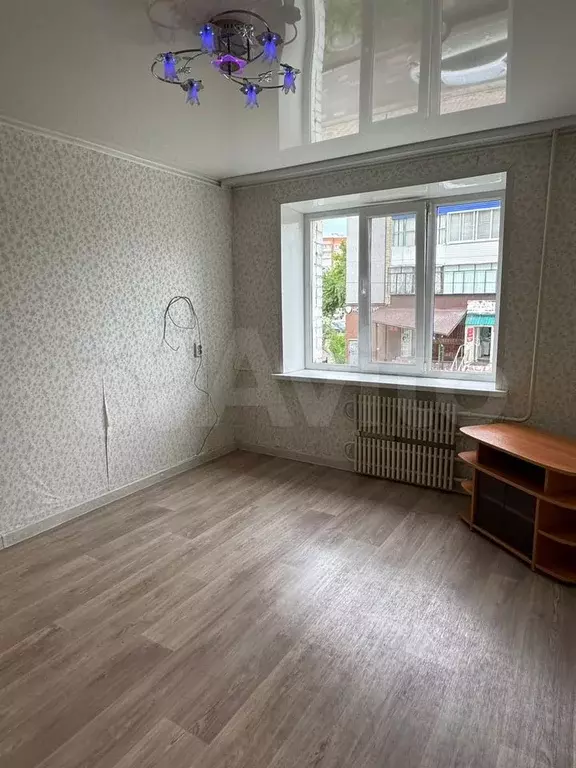 Комната 16,8 м в 1-к., 2/9 эт. - Фото 0