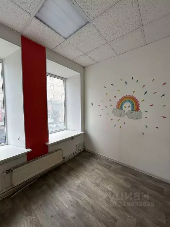Офис в Саратовская область, Саратов ул. Имени И.В. Мичурина, 58 (58 м) - Фото 1
