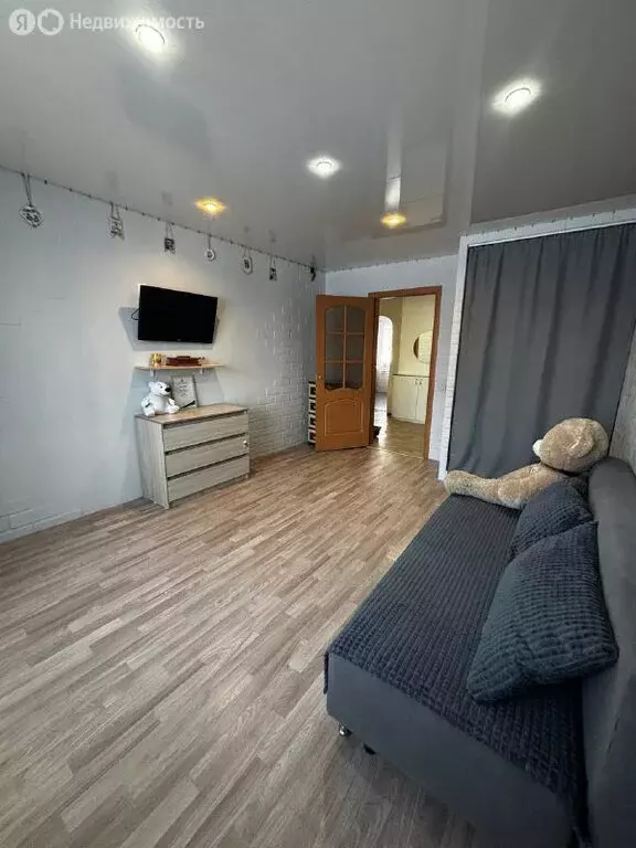 3-комнатная квартира: Ирбит, улица Логинова, 36 (63 м) - Фото 2