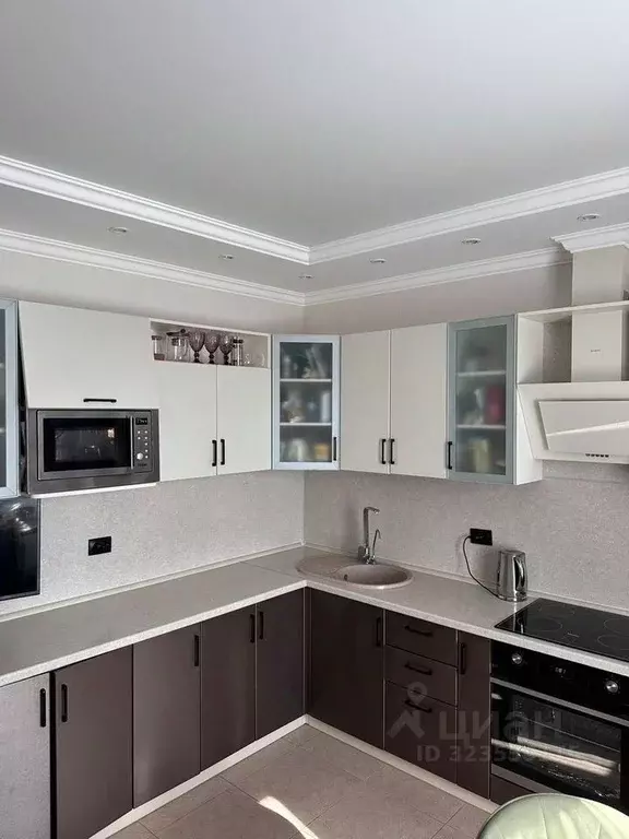 2-к кв. Краснодарский край, Краснодар Российская ул., 74 (72.0 м) - Фото 1