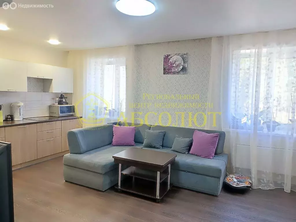 3-комнатная квартира: Ревда, улица Интернационалистов, 38 (58.5 м) - Фото 2