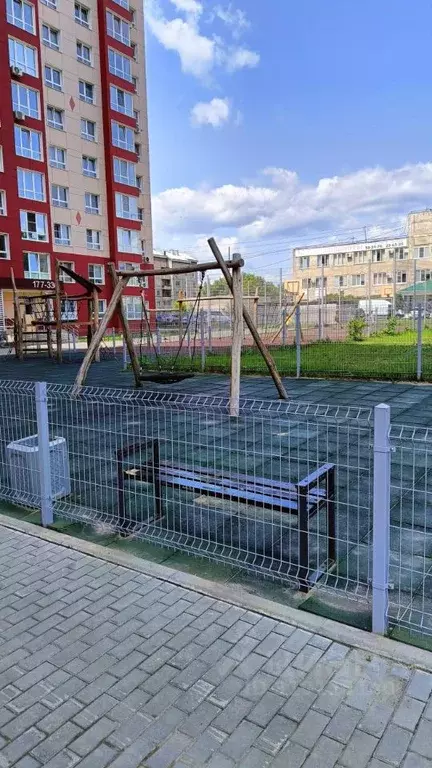 4-к кв. Алтайский край, Барнаул ул. Юрина, 204Ж (96.0 м) - Фото 0
