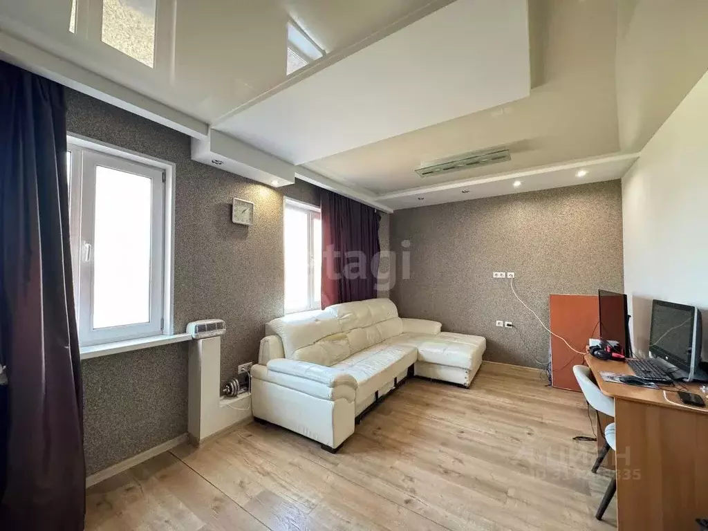 Дом в Приморский край, Уссурийск ул. Есенина, 34А (163 м) - Фото 0