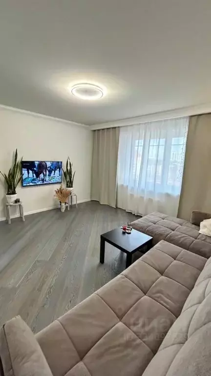 2-к кв. Татарстан, Казань ул. Баки Урманче, 7 (62.0 м) - Фото 1