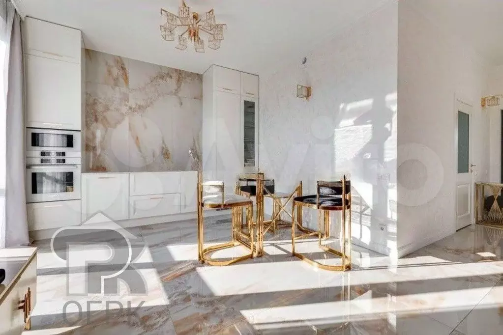 2-к. квартира, 70 м, 22/28 эт. - Фото 1